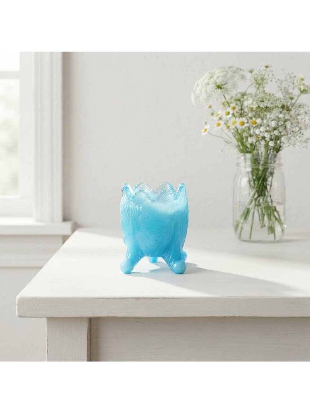 Vintage Fenton Blue Opalescent Fernland Pattern 3-Footed Toothpick Holder Vase